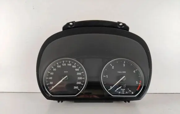 BMW 1 E81 E87 Speedometer (instrument cluster) 9141477 150200467 102495576