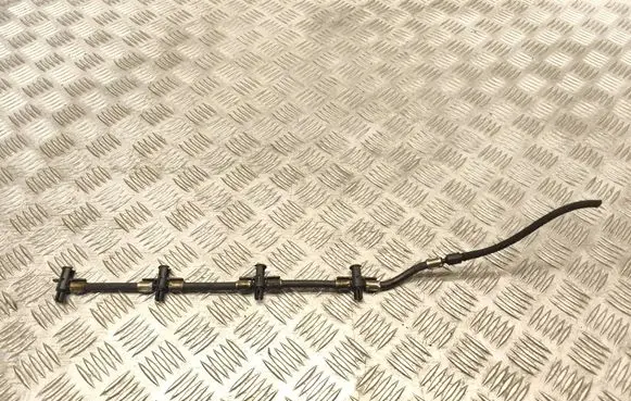 Chrysler Grand Voyager V Fuel return line/hose 2136300