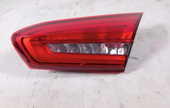 Ford Focus Tailgate rear/tail lights JX7B13A602TD 12012021 C519RL5D