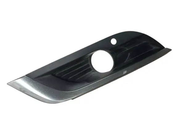 Front fog light trim/grill