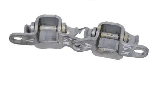 SsangYong Rodius Rear door lower hinge