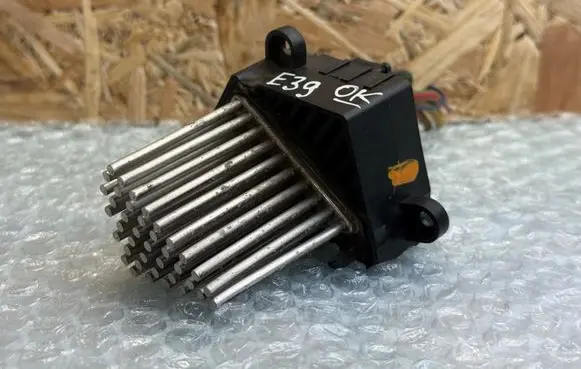 BMW 5 E39 Heater blower motor/fan resistor 