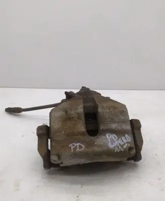 Skoda Superb B6 (3T) Front brake caliper