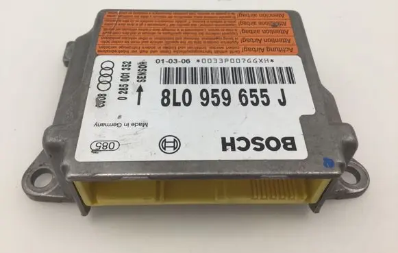 Audi A4 S4 B5 8D Airbag control unit/module 8L0959655J