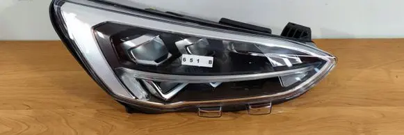 Ford Focus Headlight/headlamp JX7B13E014AE