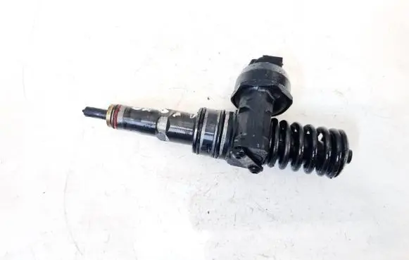 Audi A3 S3 8P Fuel injector 038130073AG 0414720215