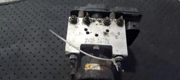 Mazda 6 ABS Pump GJ6E437A0 4507E0328