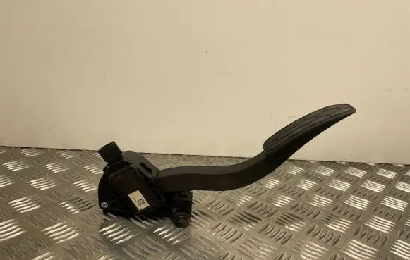 Jaguar XE Accelerator throttle pedal