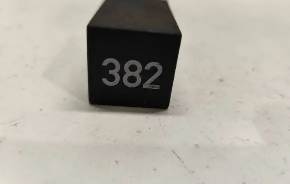 Audi A3 S3 8L Other relay 4D0907131 D11301