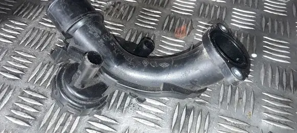 Nissan Note (E11) Breather/breather pipe/hose 8200323338