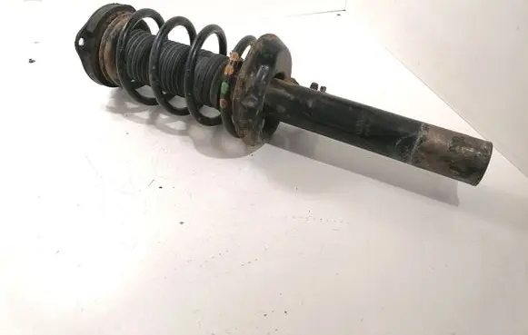 Volkswagen PASSAT B6 Front shock absorber with coil spring