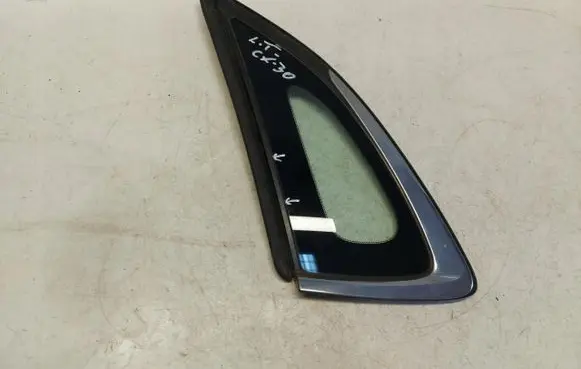 Mazda CX-30 Rear side window szykar56161531541