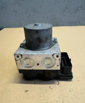 Ford Mondeo MK IV ABS Pump 8G912C405AB 16565704 54085037A