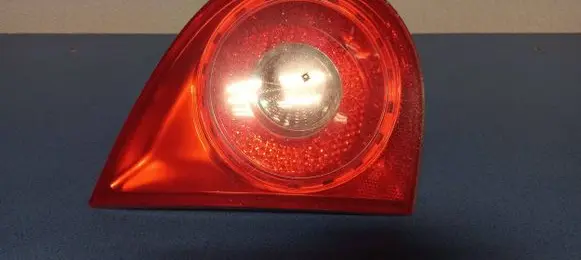 Tailgate rear/tail lights