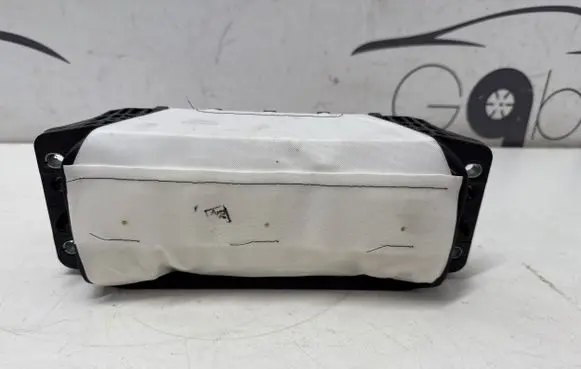Passenger airbag