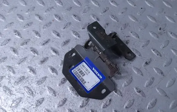 Volvo C70 Other body part 8611813
