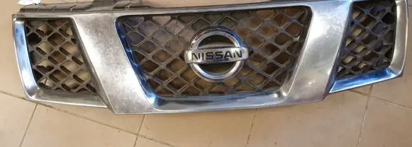 Front bumper upper radiator grill