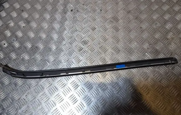 Mercedes-Benz E A207 Windshield trim A2076901462