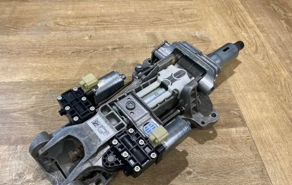 Mercedes-Benz E C207 W207 Steering wheel axle A2054608801 MC2AEH MTL13