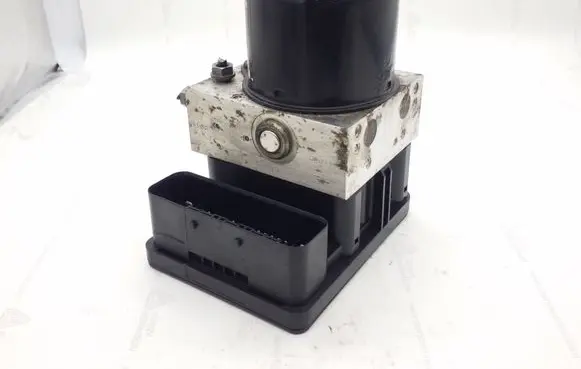 Volkswagen Golf Plus ABS Pump 1K0614517T 1K0907379AA