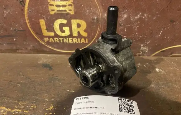 Mercedes-Benz C W204 Vacuum pump A6512300165