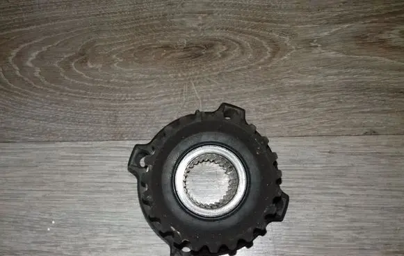 Volvo V70 Crankshaft gear 