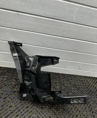 BMW 1 F20 F21 Front bumper mounting bracket 8060300