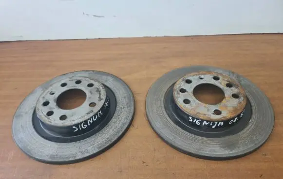 Opel Signum Rear brake disc 90R02C0190