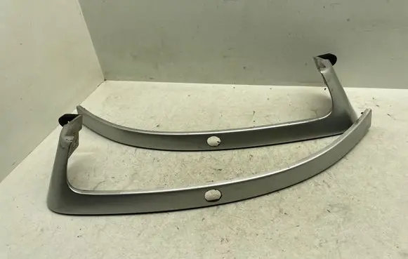 Chevrolet Omega B Under headlight/headlamp trim 90460437 90460438
