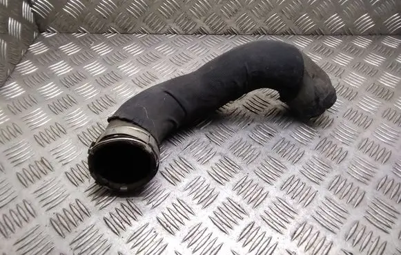 Audi A5 8T 8F Intercooler hose/pipe 8K0145709E
