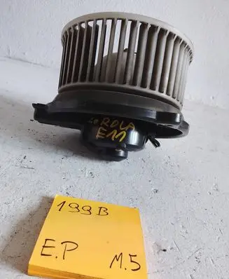 Toyota Corolla E110 Heater fan/blower 0465656