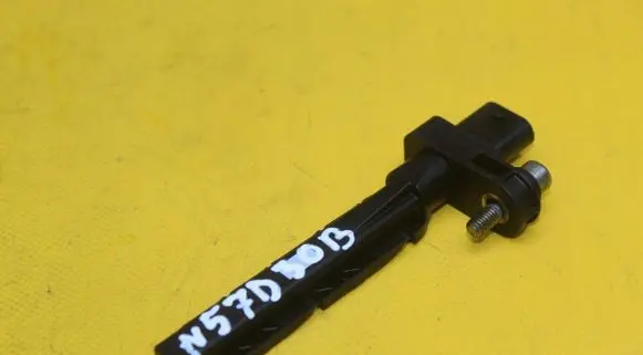 BMW 5 F10 F11 Crankshaft position sensor 7806782