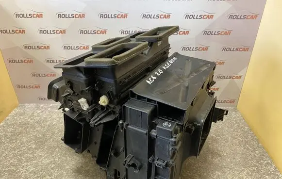 Interior heater climate box assembly