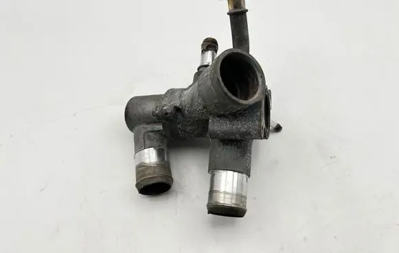 Ford Edge II Thermostat/thermostat housing 3A587EB AT4E8594BA