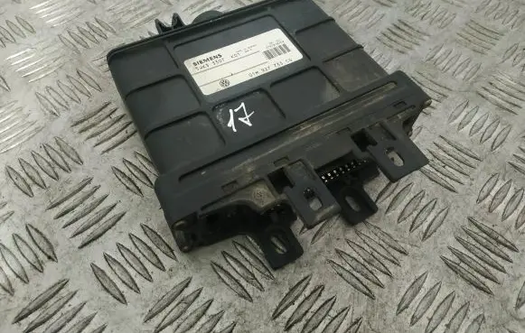 Audi A3 S3 8L Gearbox control unit/module 01M927733CG