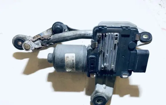 Volkswagen Phaeton Front wiper linkage and motor