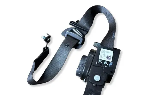 Dodge Charger Front seatbelt 6206149