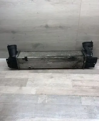BMW 3 E90 E91 Intercooler radiator 7798788