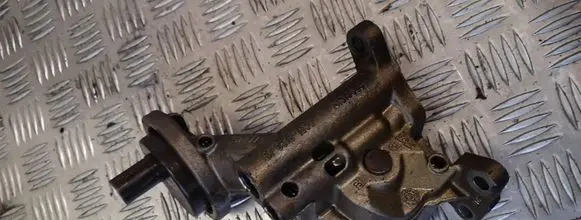 Volkswagen Phaeton Oil pump 059115105ac