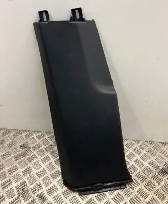 Volkswagen Tiguan (B) pillar trim (bottom) 571867291