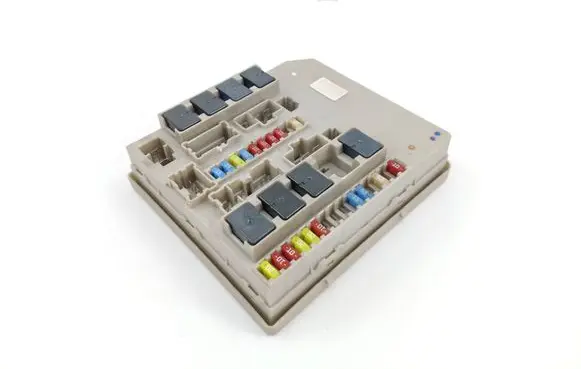 Renault Clio III Fuse module 902663A