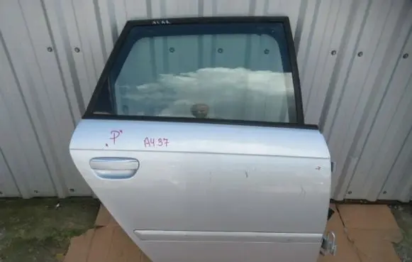 Audi A4 S4 B7 8E 8H Rear door