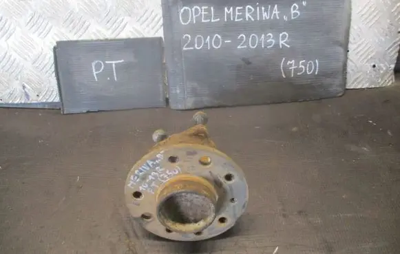 Opel Meriva A Front wheel hub