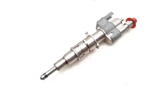 BMW 3 E90 E91 Fuel injector 7589048 758904809