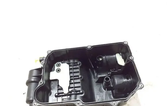 Mercedes-Benz GLA H247 Gearbox sump A2473710201