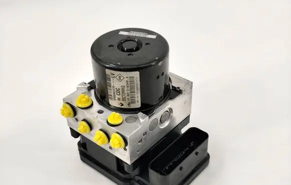 Renault Megane III ABS Pump 476608247R 10021203404 000405104D0