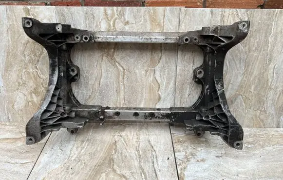 Maserati Ghibli Front subframe 670001482 17092015