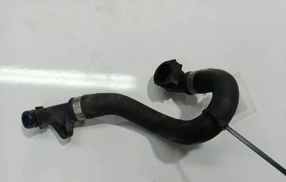 BMW 3 E90 E91 Engine coolant pipe/hose 
