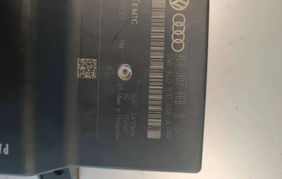 Audi Q7 4L Gateway control module 4L0907468B 40132 4L0910468A