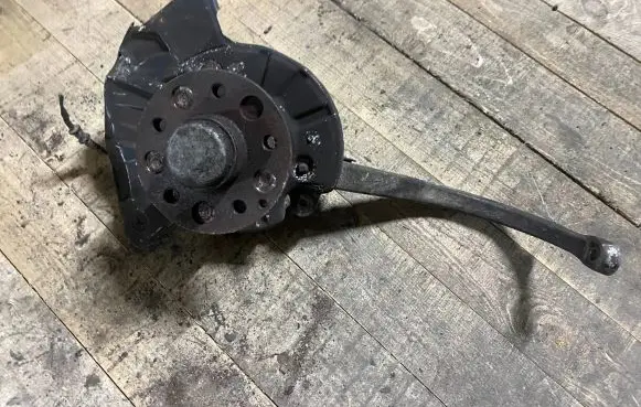 Mercedes-Benz S W220 Front wheel hub a2205460143 2205460143